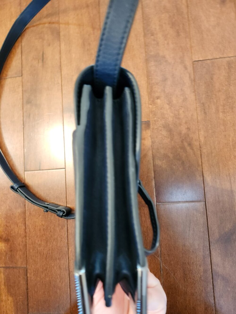 Mackage Rubie crossbody bag in dark blue leather - Picture 6 of 15
